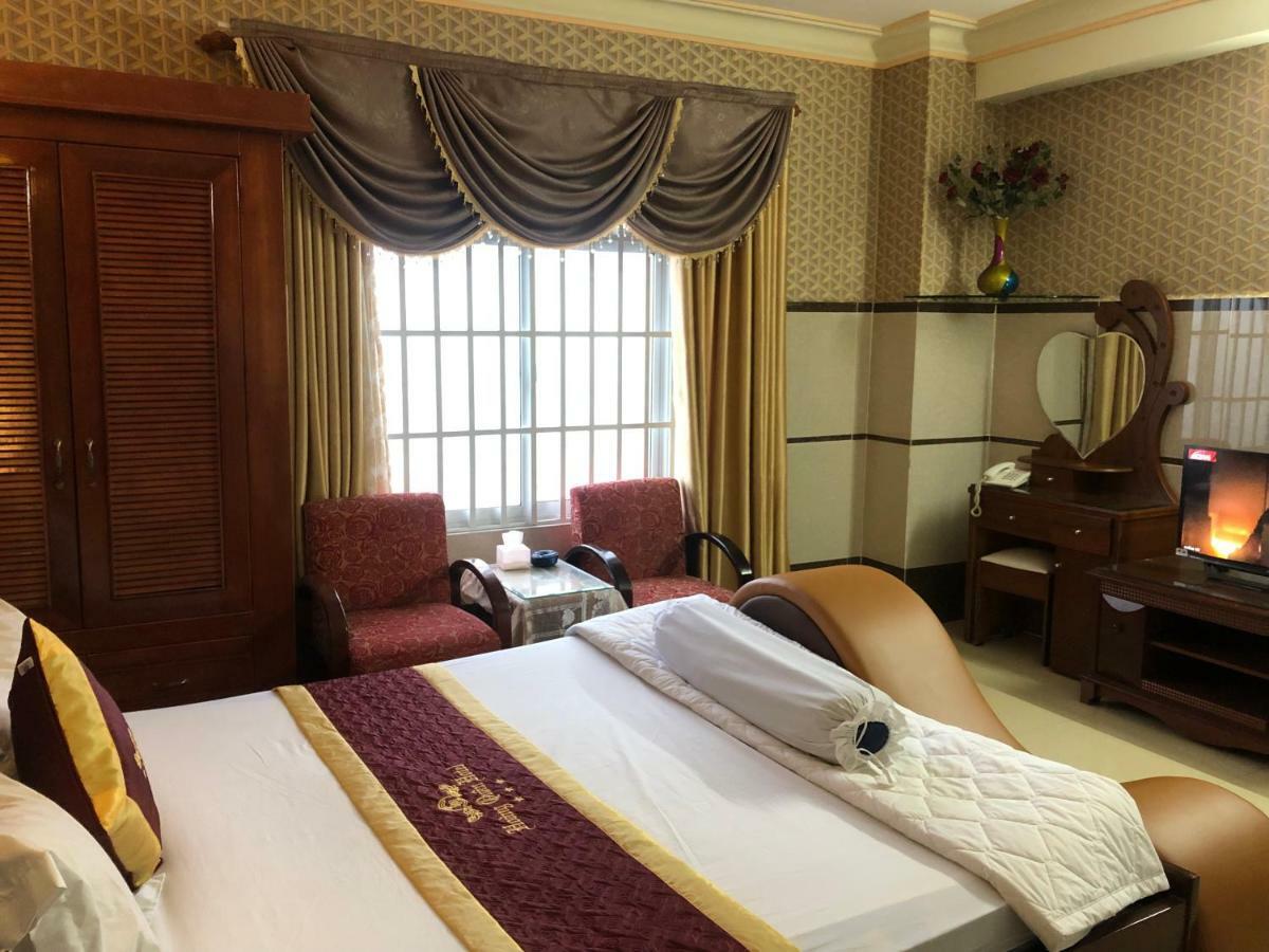 Hoàng Quân Hotel Hô Chi Minh-Ville Extérieur photo