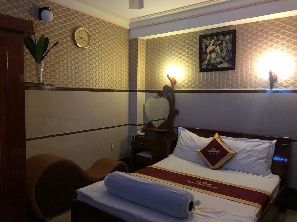 Hoàng Quân Hotel Hô Chi Minh-Ville Extérieur photo