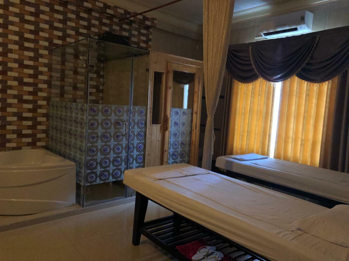 Hoàng Quân Hotel Hô Chi Minh-Ville Extérieur photo