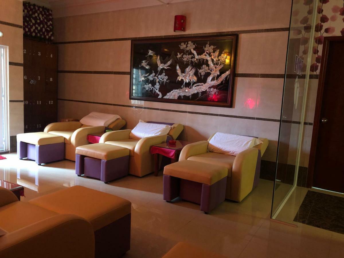 Hoàng Quân Hotel Hô Chi Minh-Ville Extérieur photo