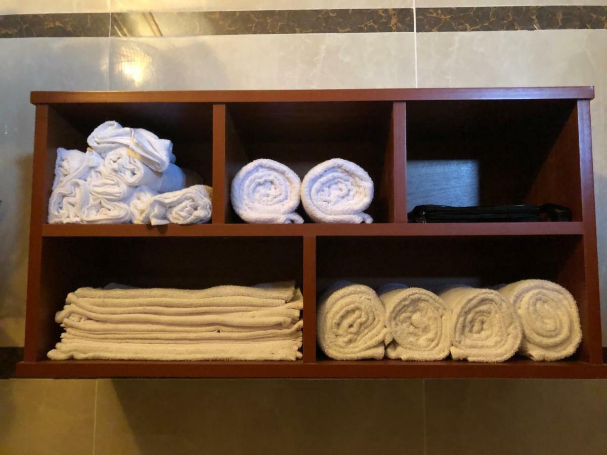 Hoàng Quân Hotel Hô Chi Minh-Ville Extérieur photo