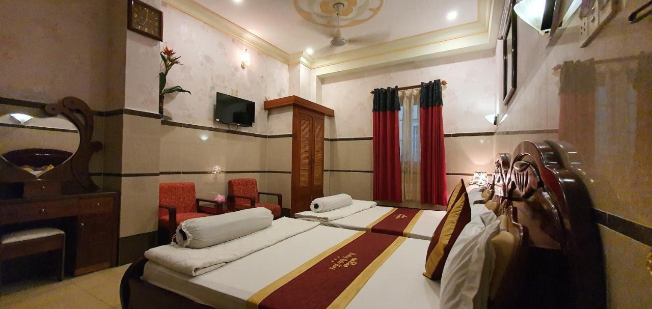 Hoàng Quân Hotel Hô Chi Minh-Ville Extérieur photo