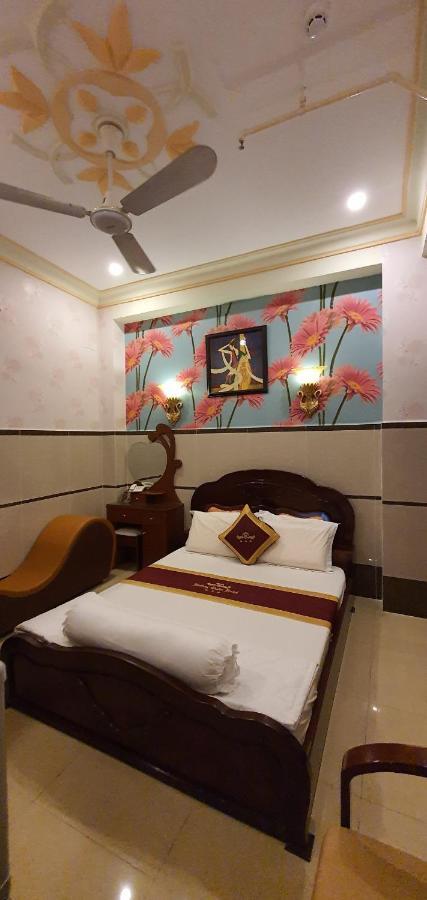 Hoàng Quân Hotel Hô Chi Minh-Ville Extérieur photo